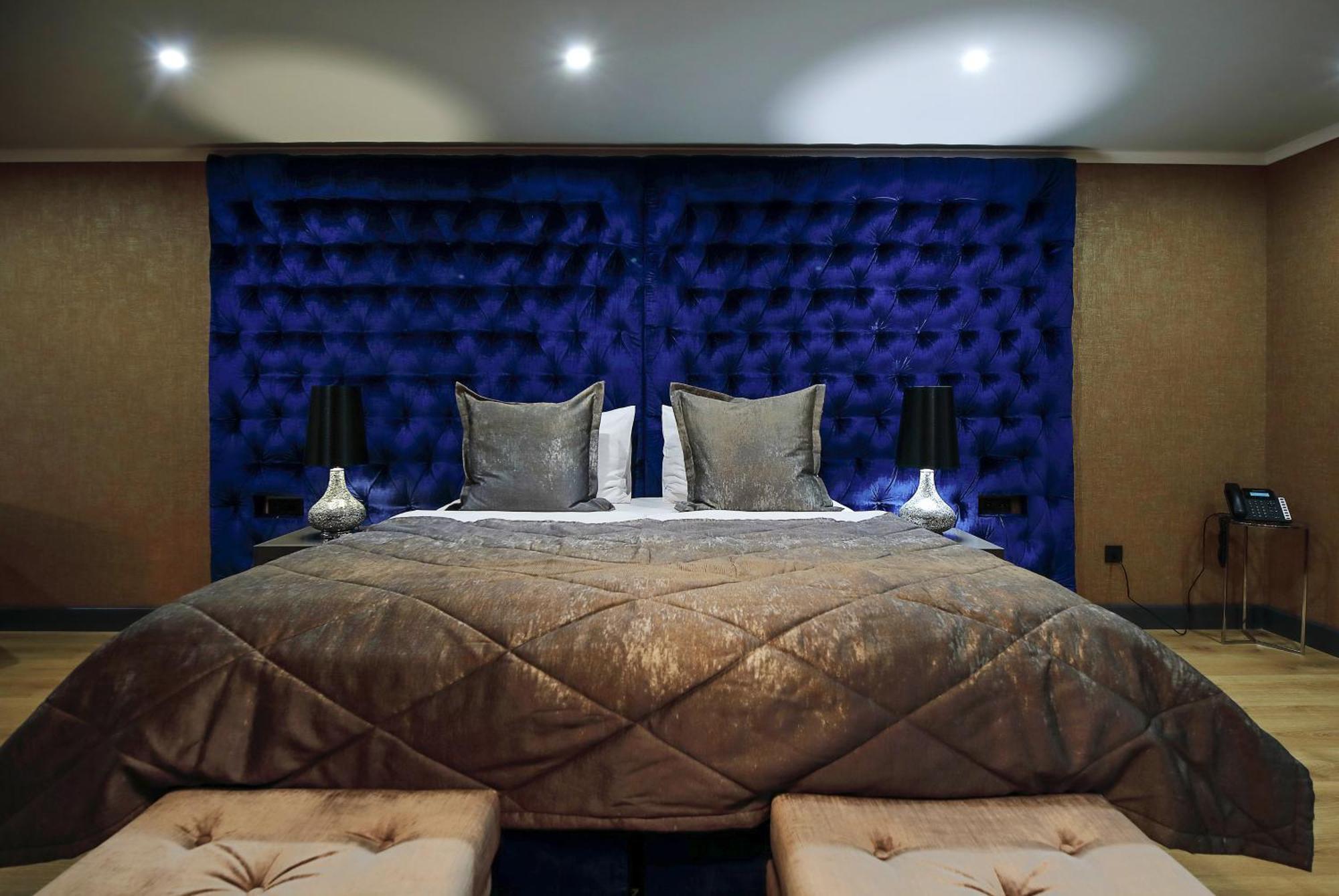 Hotel Zlaty Klucik - Golden Key With Luxury Spa Нитра Экстерьер фото