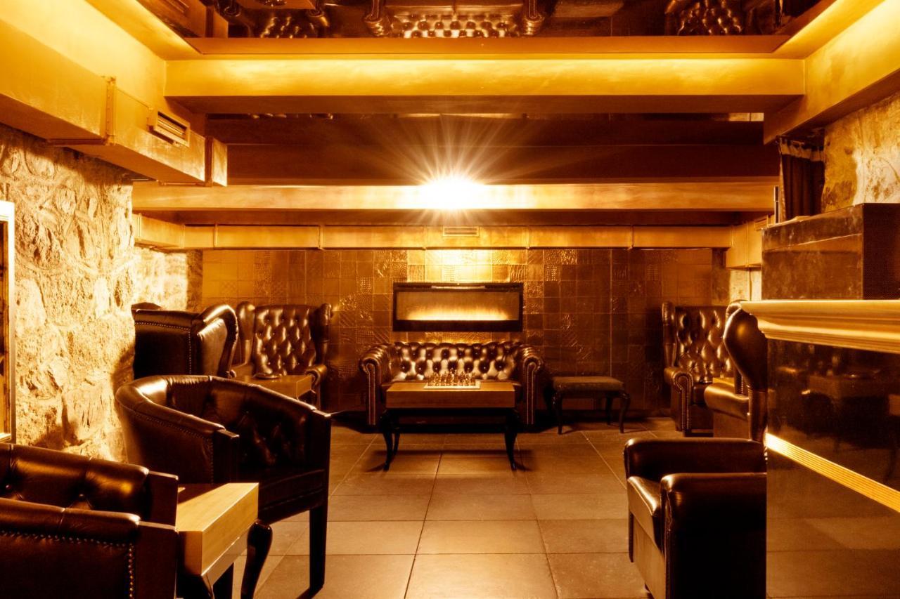Hotel Zlaty Klucik - Golden Key With Luxury Spa Нитра Экстерьер фото
